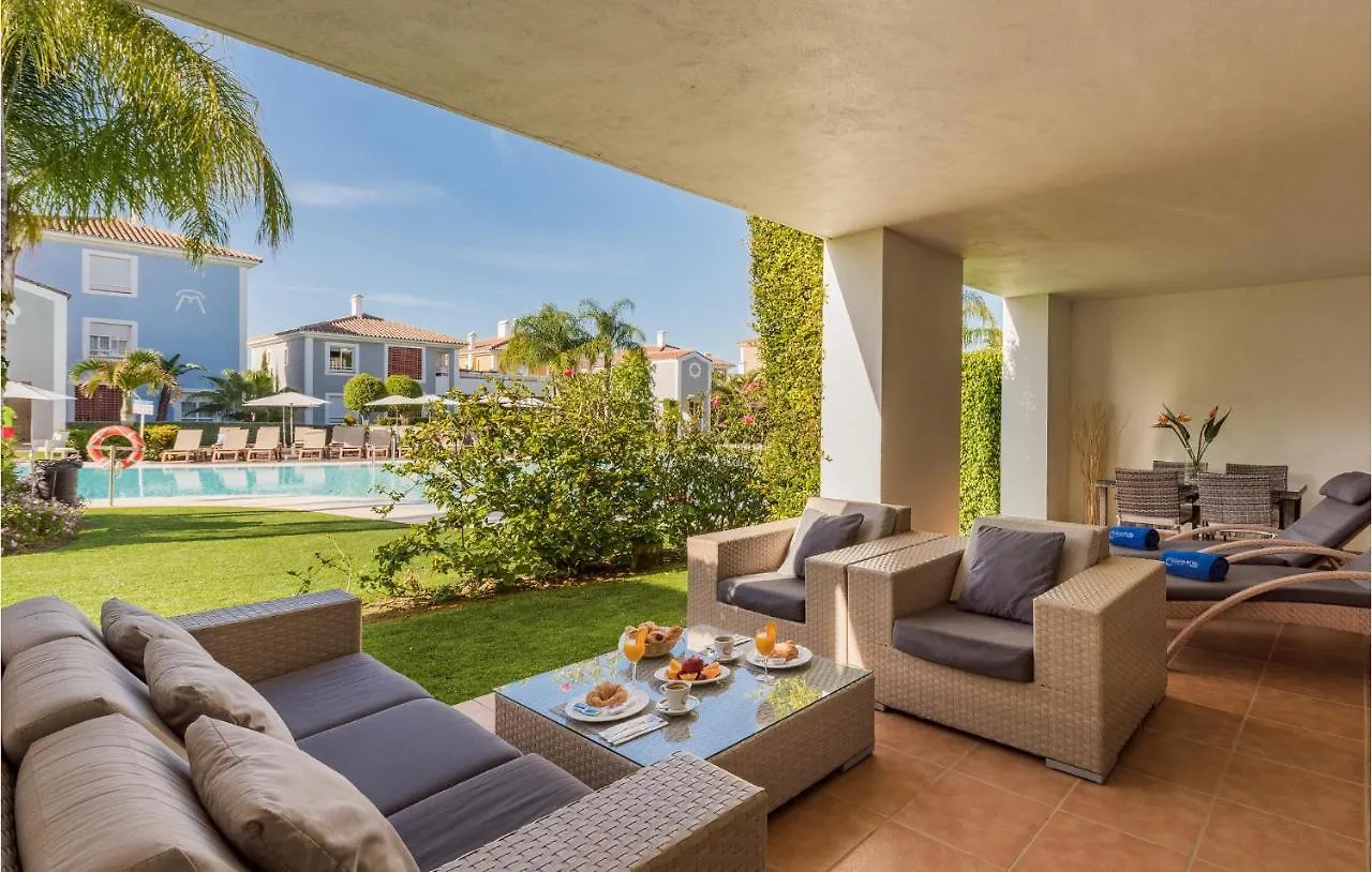 Stunning Apartment In Estepona With Wifi