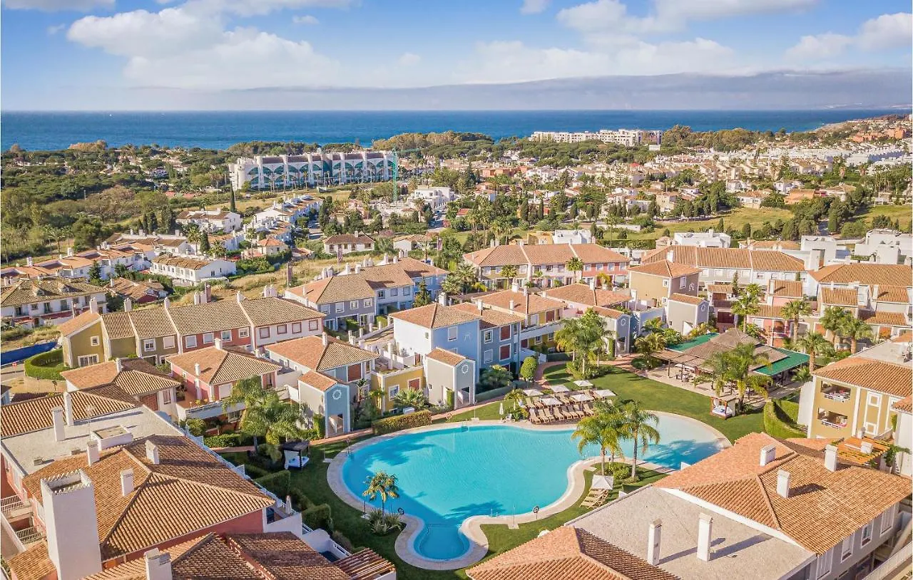 Stunning Apartment In Estepona With Wifi